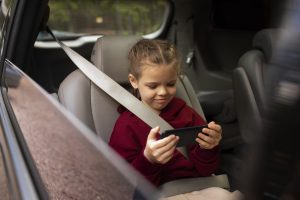 Child lock car tracker